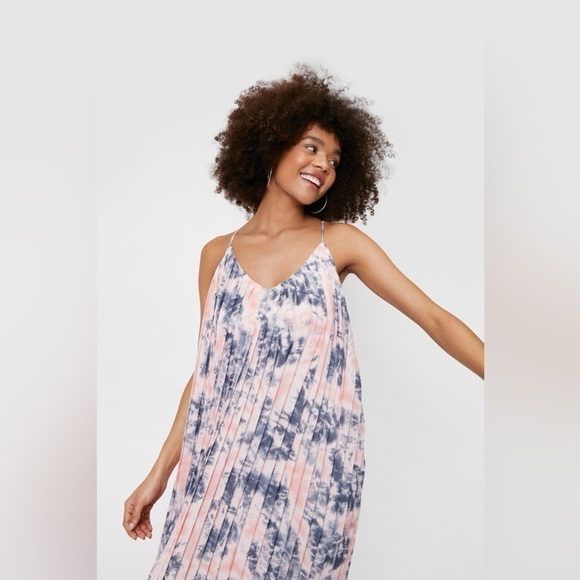 Nasty Gal Pink Blue Tie Dye Print Pleated Sleeveless Strappy Maxi Dress 4 - Picture 2 of 12